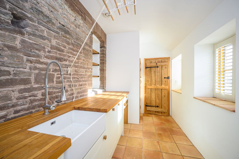 Utility Room- click for photo gallery